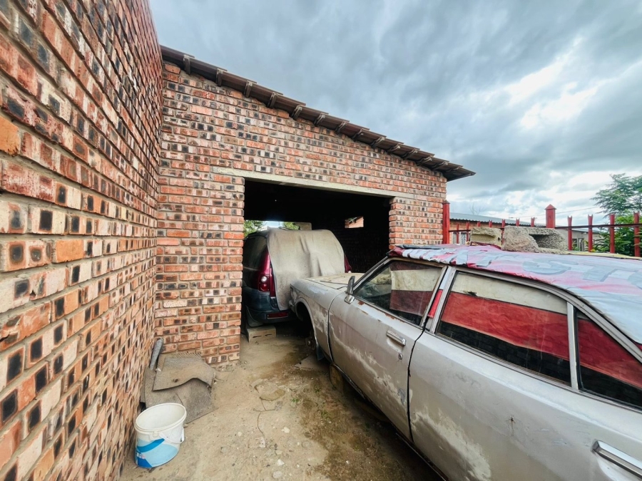 4 Bedroom Property for Sale in Grasslands Free State